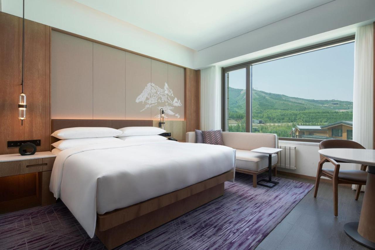 Готель Courtyard By Marriott Chongli Zhangjiakou Екстер'єр фото