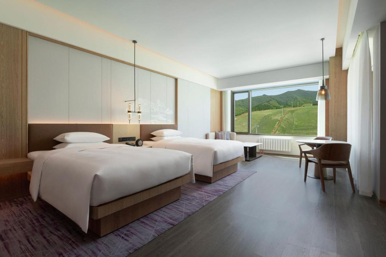 Готель Courtyard By Marriott Chongli Zhangjiakou Екстер'єр фото